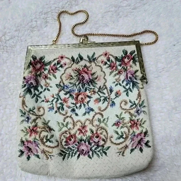 Buffums vintage tapestry small gold chain purse made in Hong 1950-60 Era… - Picture 3 of 9